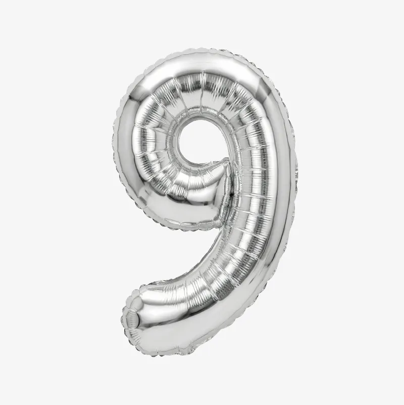 Globos con forma de números (del 0 al 9) dorados o plateados